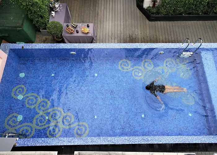 La Petite Salil Sukhumvit Thonglor 1 Отель Бангкок