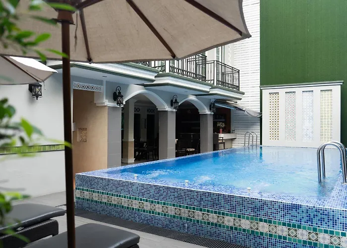 La Petite Salil Sukhumvit Thonglor 1 Отель Бангкок