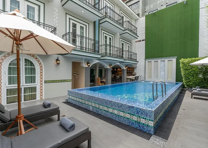 La Petite Salil Sukhumvit Thonglor 1 Отель Бангкок